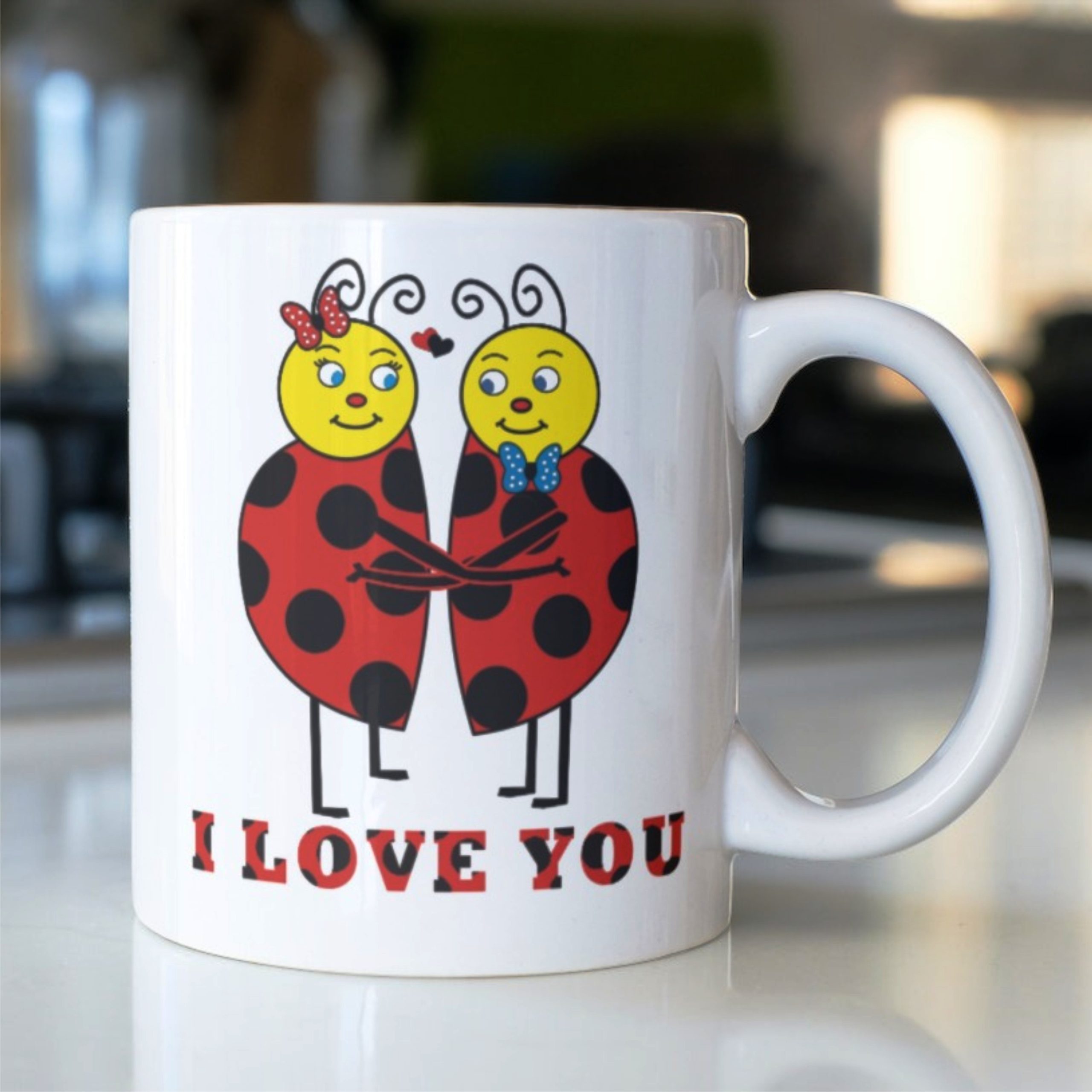 16.44.-Love-Bubamare Šolja Love - bubamare - Slika 1