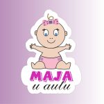 Nalepnica Maja u autu