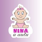 Nalepnica Nina u autu