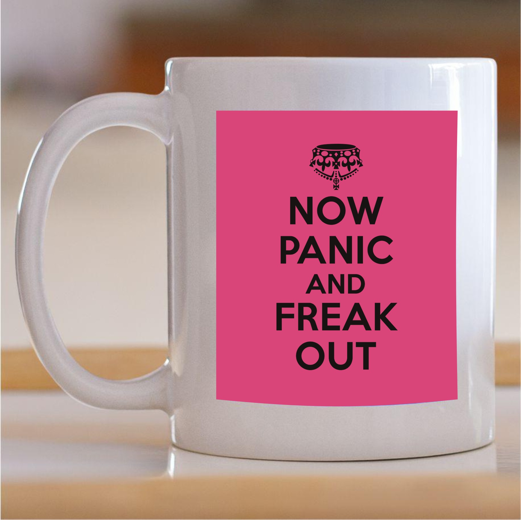 55.569-Now-panic-and-freak-out Šolja Now panic and freak out - Slika 1